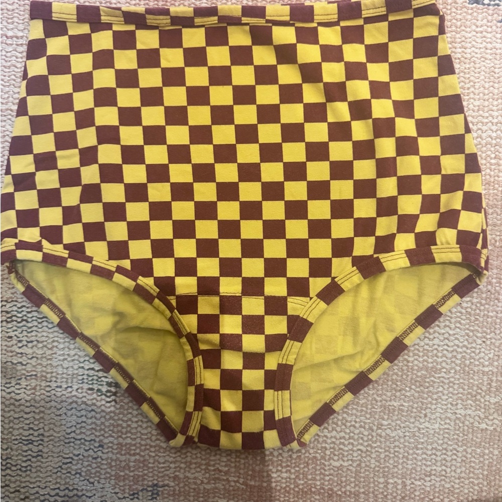 ARQ Yellow and Brown Checkered Fabric